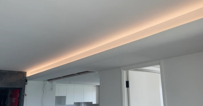 灯带发光不均匀.JPG 灯带发光不均匀.JPG