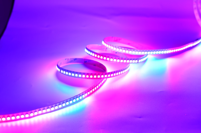 LED灯带2.JPG LED灯带2.JPG